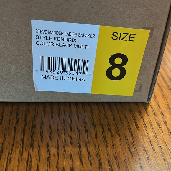 Black and White Steve Madden Sneakers - Picture 4 of 5